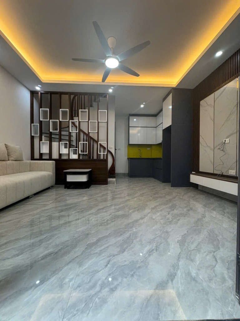 Trung tâm Tân Mai Hoàng Mai ô tô sát nhà, tiện ích bạt ngàn nhỉnh 6 tỷ - Ảnh 1